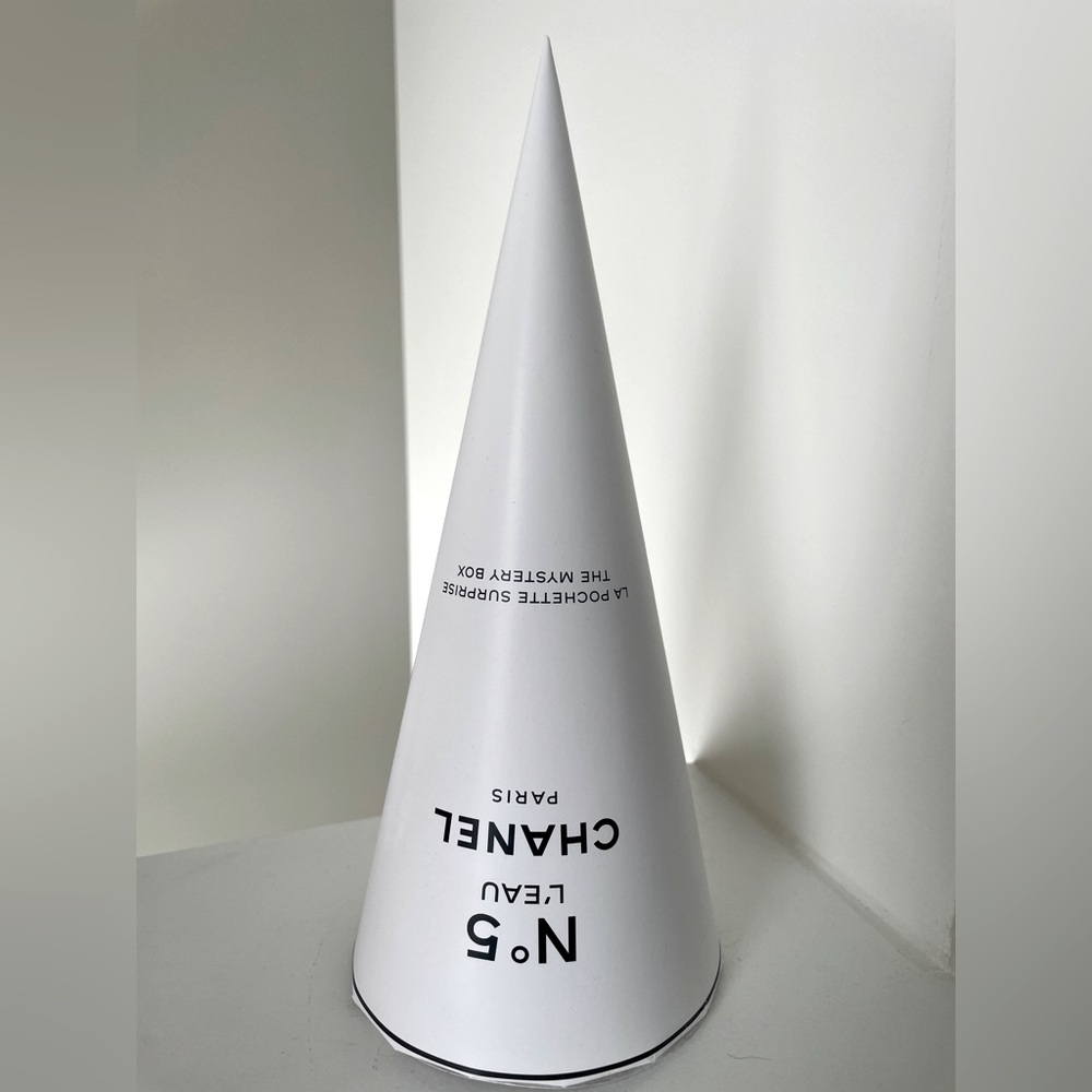 Chanel No.5 Lean Paris Cone